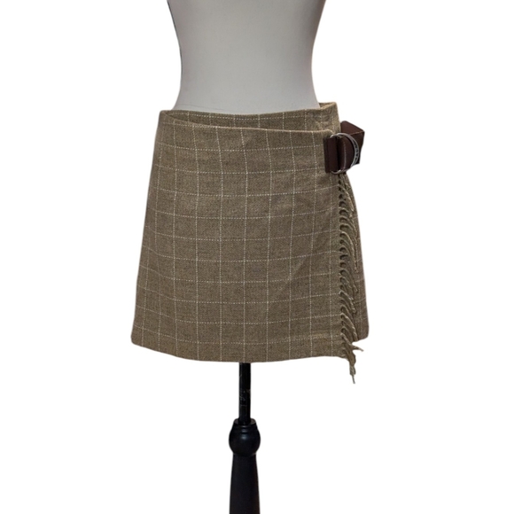 Ralph Lauren Dresses & Skirts - Ralph Lauren Tan Plaid Mini Skirt with Buckle